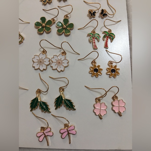 69 Pairs Wholesale Colorful ￼Rose Gold Charm ￼￼Earrings Flowers Butterflies - Picture 2 of 16